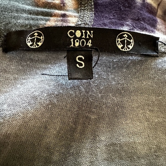 Women’s Long Flowing Cover Up - Picture 6 of 6